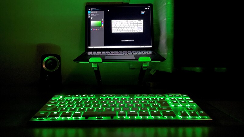 lighting in green